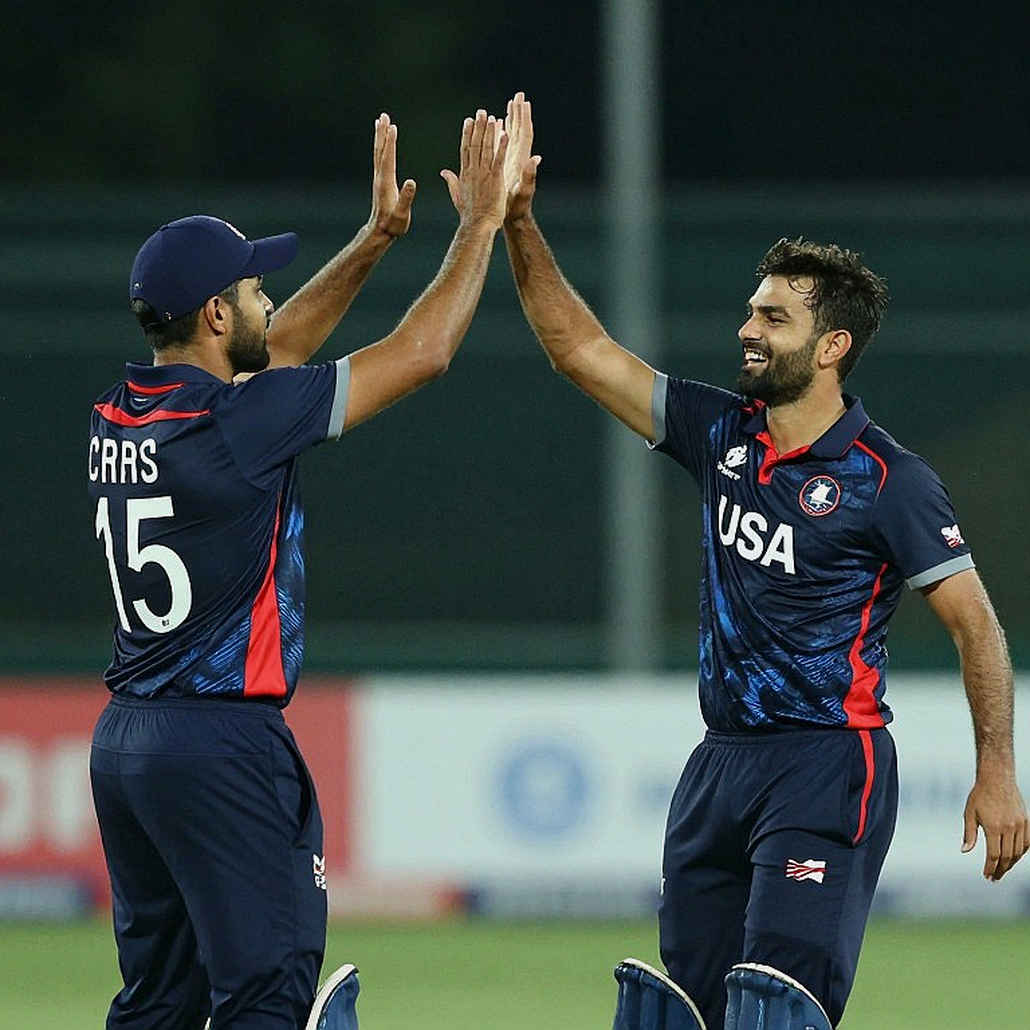 53/0 in 2.2 Overs, 40 Balls Spare: How the Powerplay Settled a 199 Chase in 13.2 Overs 53/0 in 2.2 Overs, 40 Balls Spare: How the Powerplay Settled a 199 Chase in 13.2 Overs