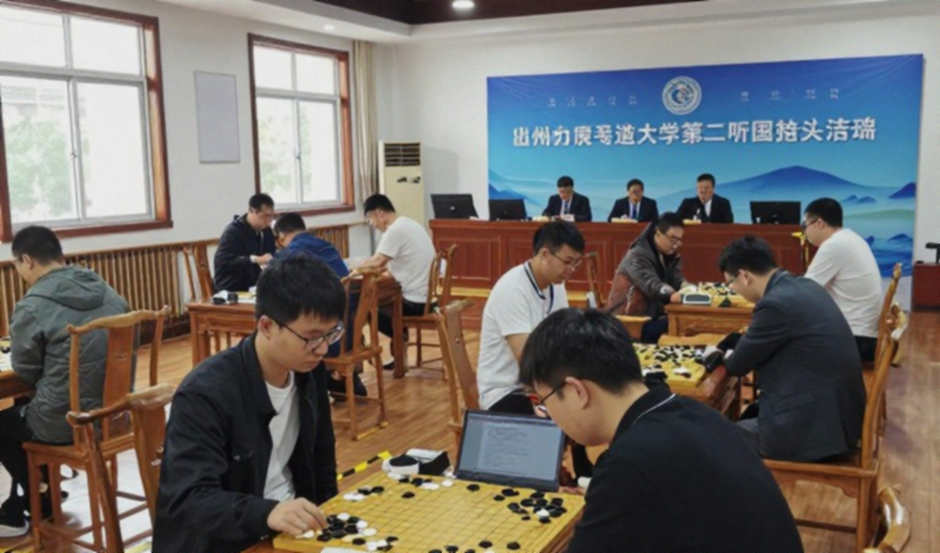 ChessBase मैगज़ीन #225: 27 मिनीचर, चार एनोटेटर और शतरंज-मीडिया का धीमा दांव