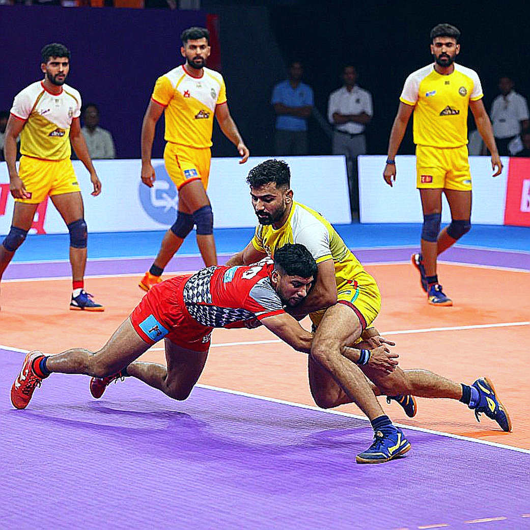 स्कोर डिफरेंस का गणित और 'कॉमनवेल्थ' का फ़िल्टर: अहमदाबाद में पहले दिन की तालिका अधूरी कहानी क्यों है